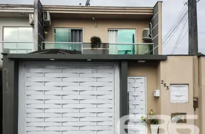 Casa com 3 quartos à venda na Rua Tuiuti, 263, Aventureiro, Joinville