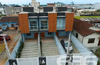 Casa com 3 quartos à venda na Rua Coronel Procópio Gomes, 95, Bucarein, Joinville