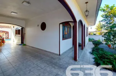 Casa com 6 quartos à venda na Rua Santa Catarina, 526, Floresta, Joinville