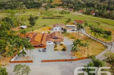 Chácara / sítio com 6 quartos à venda na Rua Olavo Bilac, Pirabeiraba, Joinville