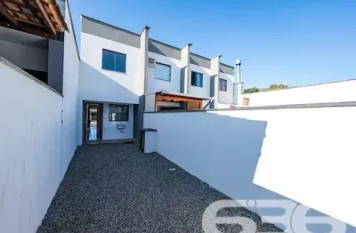 Casa com 2 quartos à venda na Rua dos Mecânicos, 230, Paranaguamirim, Joinville