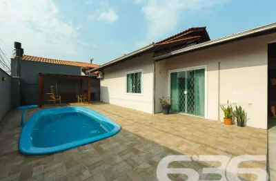 Casa com 3 quartos à venda na Benício Felipe Da Silva, 176, Adhemar Garcia, Joinville