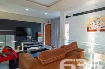 Casa com 4 quartos à venda na Rua Fátima, Jarivatuba, Joinville