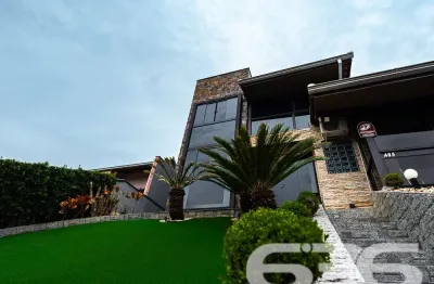 Casa com 5 quartos à venda na Rua Santa Catarina, 405, Santa Catarina, Joinville