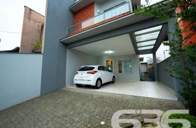 Casa com 3 quartos à venda na Rua Selma Doering Bruhns, 422, Jardim Iririú, Joinville