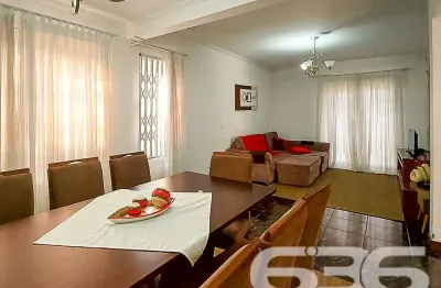 Casa com 4 quartos à venda na Voluntários Da Patria, 57, Itaum, Joinville