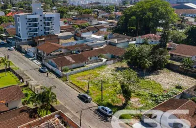 Terreno à venda na Rua Coronel Procópio Gomes, 48, Bucarein, Joinville