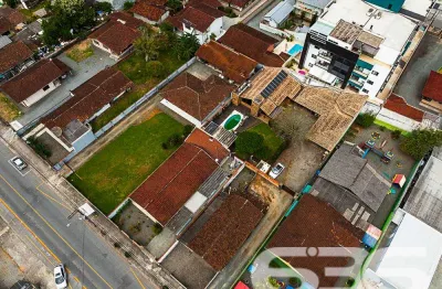 Terreno à venda na Rua Tenente Antônio João, 1617, Bom Retiro, Joinville