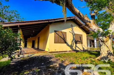 Casa com 5 quartos à venda na Nereu Ramos, Salinas, Balneário Barra do Sul
