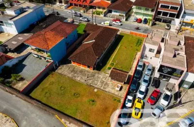 Casa com 6 quartos à venda na Rua Papa João XXIII, 180, Iririú, Joinville