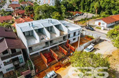 Casa com 3 quartos à venda na Rua Tenente Antônio João, 14, Bom Retiro, Joinville