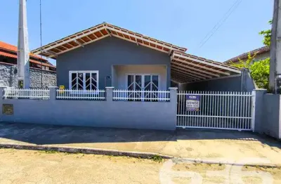 Casa com 3 quartos à venda na Amândio Cabral, 270, Centro, Balneário Barra do Sul