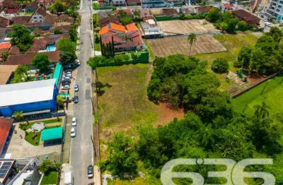 Terreno à venda na Rua Tenente Antônio João, Bom Retiro, Joinville
