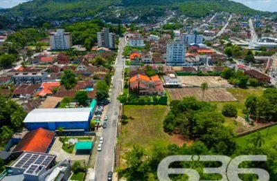 Terreno à venda na Rua Tenente Antônio João, Bom Retiro, Joinville