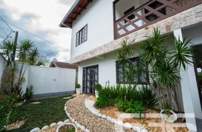 Casa com 3 quartos à venda na Rua Tuiuti, 487, Aventureiro, Joinville