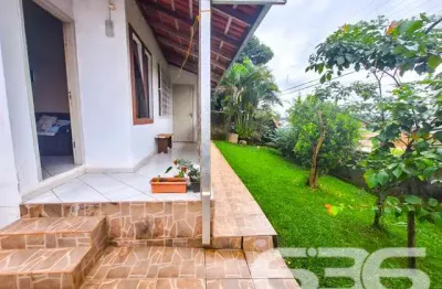 Casa com 4 quartos à venda na Avenida Paulo Schroeder, 635, Petrópolis, Joinville
