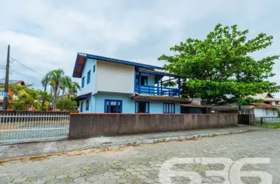 Casa com 5 quartos à venda na Amândio Cabral, 464, Centro, Balneário Barra do Sul