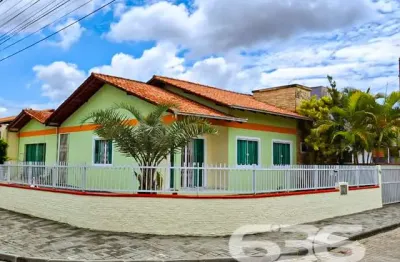 Casa com 3 quartos à venda na Rua Selma Doering Bruhns, 835, Jardim Iririú, Joinville