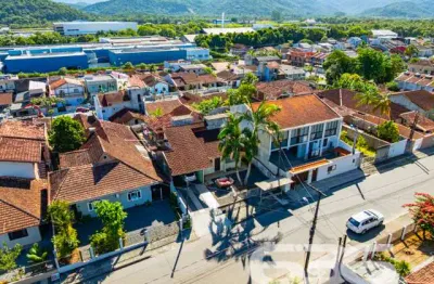 Casa com 4 quartos à venda na Rua Quinze de Novembro, 89, Vila Nova, Joinville