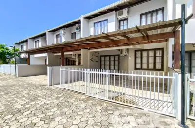 Casa com 3 quartos à venda na Amândio Cabral, 168, Centro, Balneário Barra do Sul