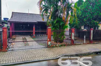 Casa com 4 quartos à venda na Rua Tuiuti, 273, Aventureiro, Joinville