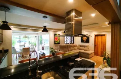 Casa com 3 quartos à venda na Nereu Ramos, 580, Salinas, Balneário Barra do Sul