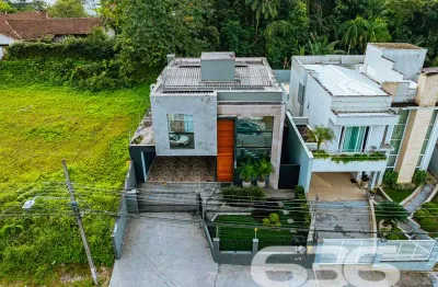 Casa com 4 quartos à venda na Rua Santa Catarina, 1012, Floresta, Joinville