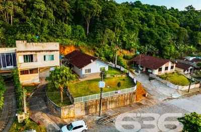 Casa com 2 quartos à venda na Rua Minas Gerais, 581, Nova Brasília, Joinville
