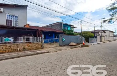 Casa com 3 quartos à venda na Rua Monsenhor Gercino, 328, João Costa, Joinville
