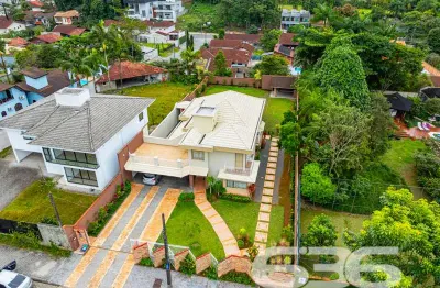 Casa com 3 quartos à venda na Rua Quinze de Novembro, 140, Glória, Joinville
