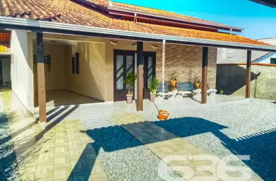 Casa com 2 quartos à venda na Perequê, 347, Pinheiros, Balneário Barra do Sul