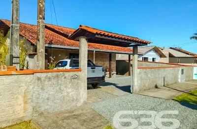 Casa com 2 quartos à venda na Perequê, 347, Pinheiros, Balneário Barra do Sul