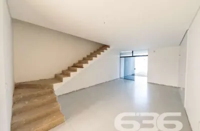 Casa com 3 quartos à venda na Rua Quinze de Novembro, 235, Vila Nova, Joinville