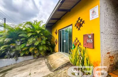 Casa com 2 quartos à venda na Rua Minas Gerais, 163, Nova Brasília, Joinville