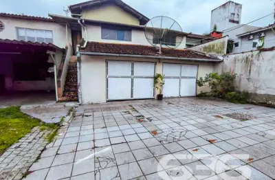 Casa comercial à venda na Rua Coronel Procópio Gomes, 1082, Bucarein, Joinville