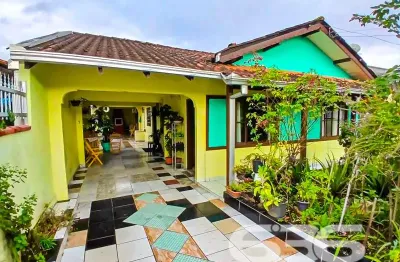 Casa com 3 quartos à venda na Rua Selma Doering Bruhns, 592, Jardim Iririú, Joinville