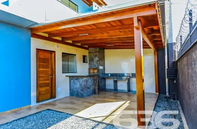Casa com 3 quartos à venda na Rua dos Mecânicos, 674, Paranaguamirim, Joinville