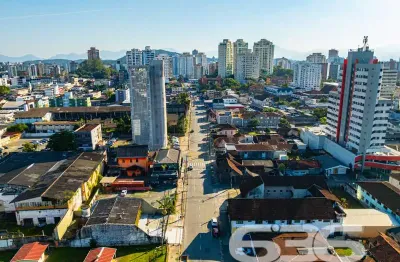 Casa comercial à venda na Rua Visconde de Taunay, 250, Centro, Joinville
