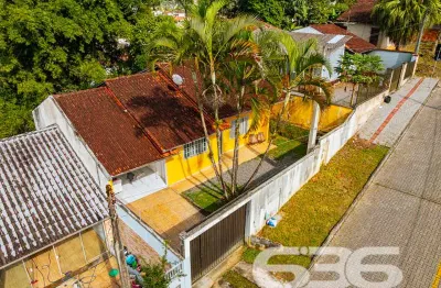 Casa com 5 quartos à venda na Rua Minas Gerais, 69, Nova Brasília, Joinville