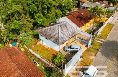 Casa com 5 quartos à venda na Rua Minas Gerais, 69, Nova Brasília, Joinville