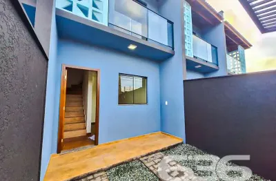 Casa com 2 quartos à venda na Rua dos Mecânicos, 674, Paranaguamirim, Joinville