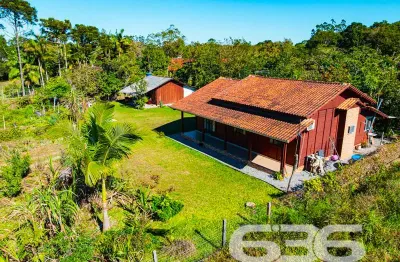 Chácara / sítio com 3 quartos à venda na Perequê, 4125, Pinheiros, Balneário Barra do Sul