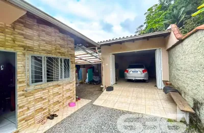Casa com 3 quartos à venda na Rua Boehmerwald, 275, Boehmerwald, Joinville