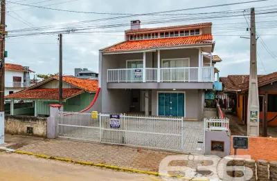 Casa com 4 quartos à venda na Amândio Cabral, 283, Centro, Balneário Barra do Sul