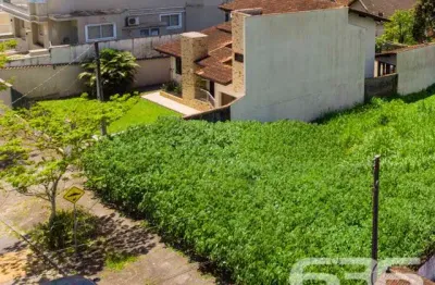 Terreno à venda na Rua Quinze de Novembro, 329, Glória, Joinville