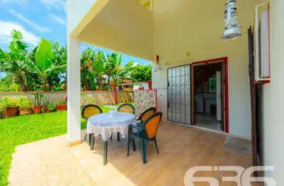 Casa com 3 quartos à venda na Perequê, 217, Pinheiros, Balneário Barra do Sul