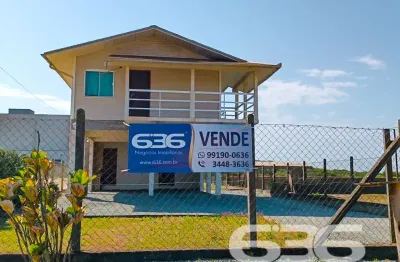 Casa com 3 quartos à venda na Rua Edgart Tiburtius, 50, Praia do Ervino, São Francisco do Sul