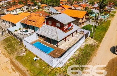 Casa com 4 quartos à venda na Amândio Cabral, Centro, Balneário Barra do Sul