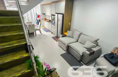 Casa com 2 quartos à venda na Rua Almirante Jaceguay, 98, Santo Antônio, Joinville