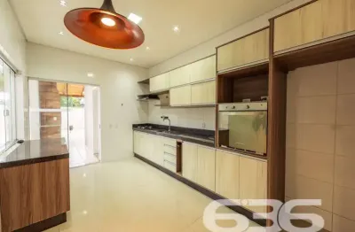 Casa com 3 quartos à venda na Rua Quinze de Novembro, 206, Glória, Joinville